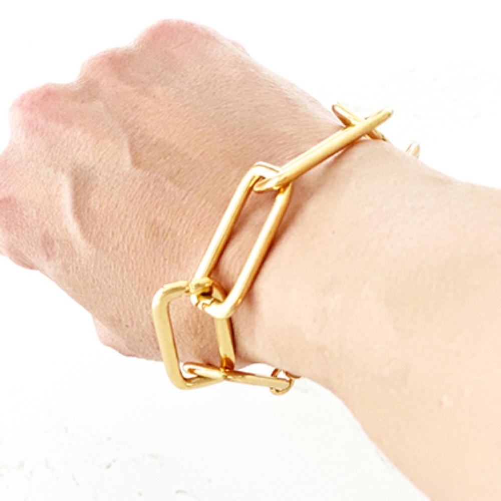 J.Crew Long Link Gold Bracelet